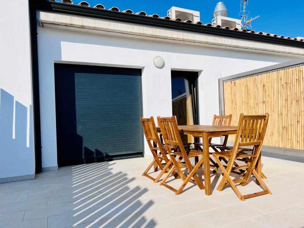 Apartmán Roses Casc Antic Sl Sabater 5 Exteriér fotografie
